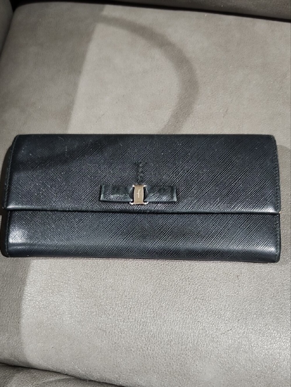 LOW START 😱 Salvatore Ferragamo Gancini Pattern Shoulder Bag with Black Wallet - Picture 10 of 15
